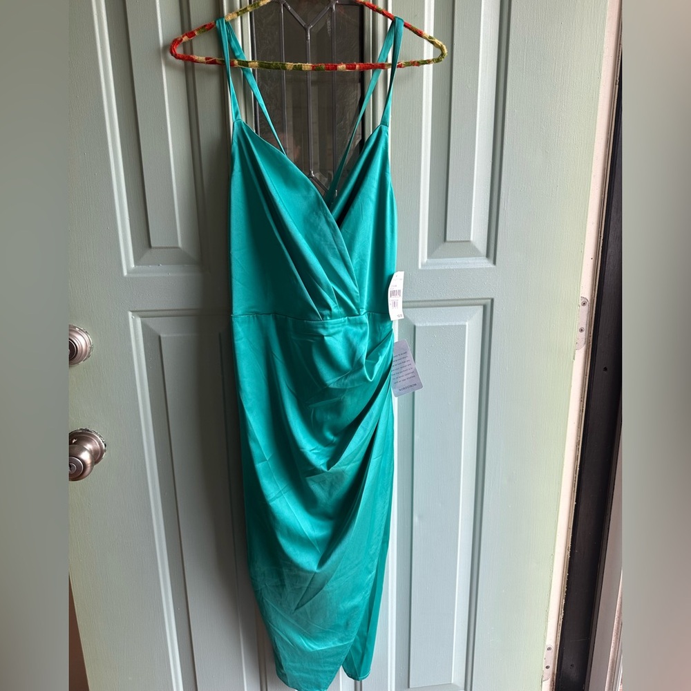 BRAND NEW Adelyn Rae Turquoise Sleeveless Dress